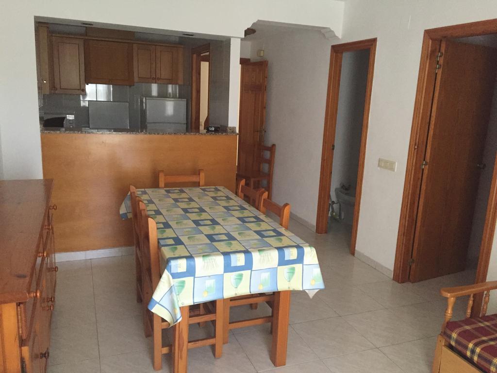 Apartamentos Vicent Peñíscola Quarto foto